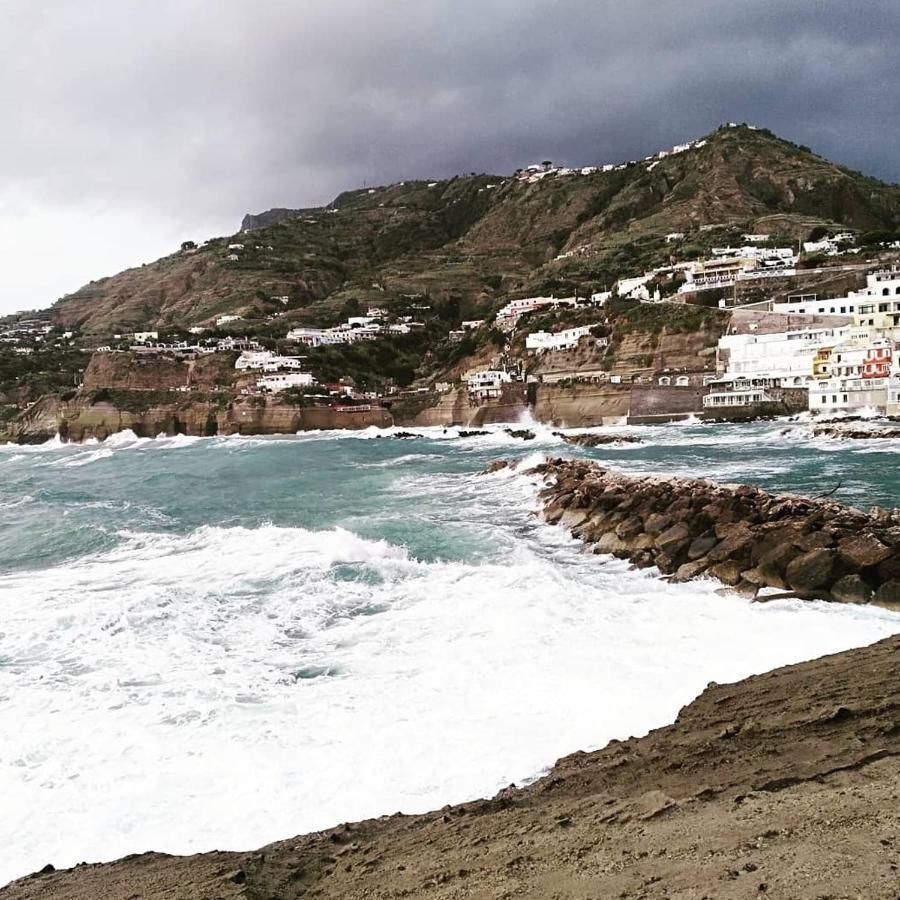 Mare Nostrum - Beachfront House - Sant'Angelo Ischia Экстерьер фото