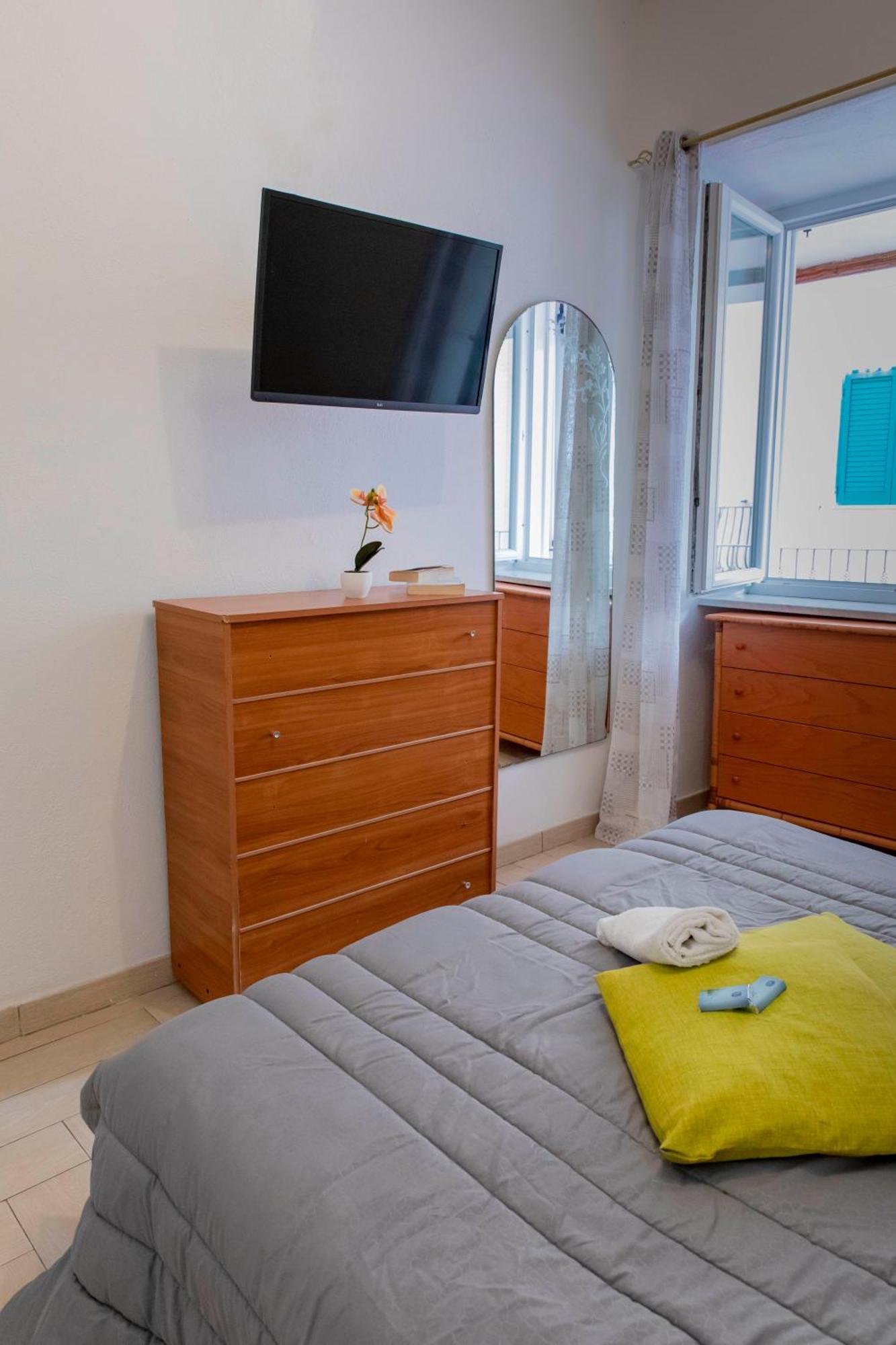 Mare Nostrum - Beachfront House - Sant'Angelo Ischia Экстерьер фото